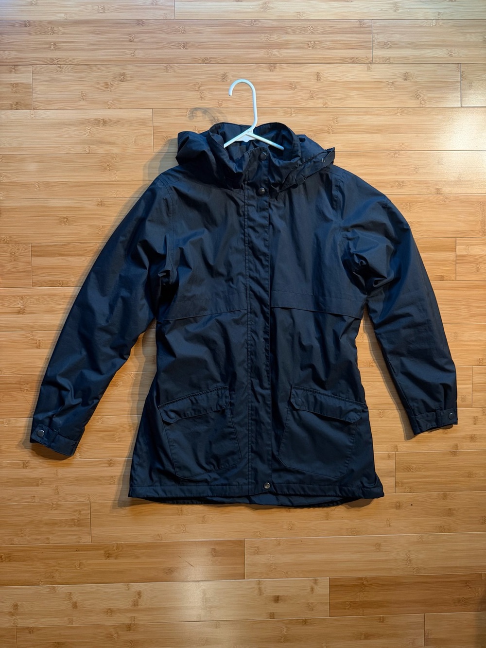 Columbia Omni-Tech Waterproof Breathable Black Hooded Rain Jacket